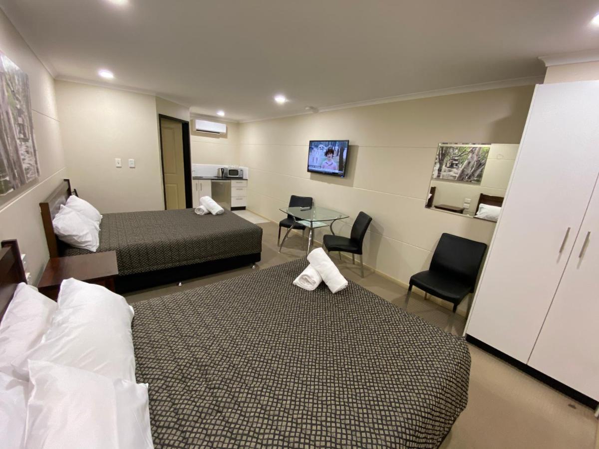 Balranald Club Motel Εξωτερικό φωτογραφία