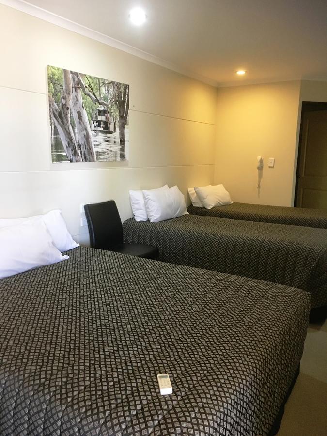Balranald Club Motel Εξωτερικό φωτογραφία